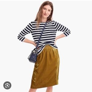 J Crew Pull on Gold Velvet Skirt - size small